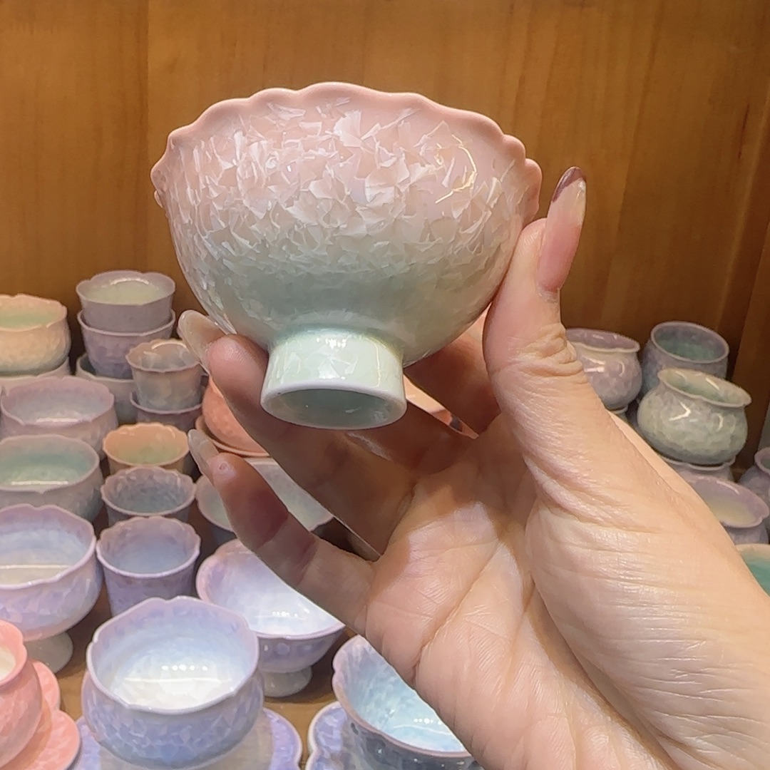茶杯的设计是由传统家具