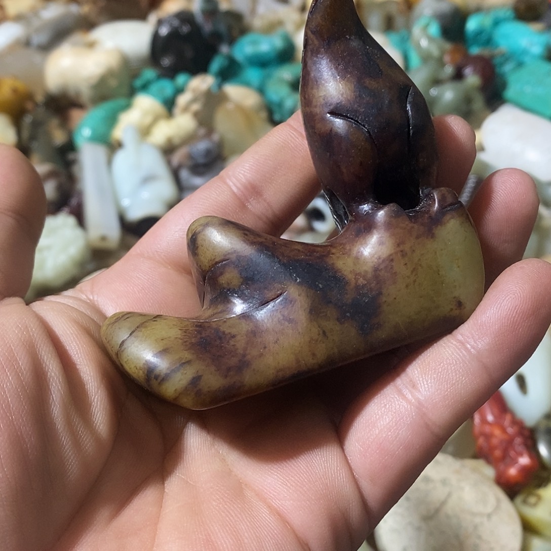 和田玉（糖玉）未镶嵌挂件