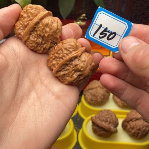 文玩核桃吊坠金蟾