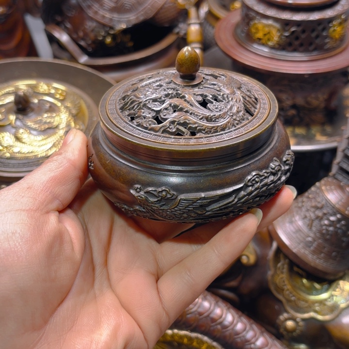 铜器摆件收收藏藏