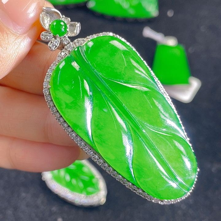 翡翠银S925镶嵌吊坠(不含链)