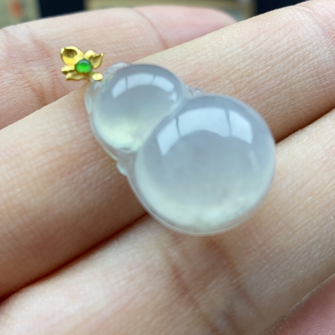 翡翠18K金镶嵌颈饰吊坠53