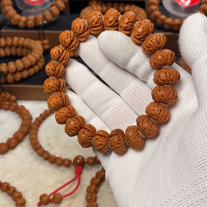 桃核吊坠秦岭龙纹桃核