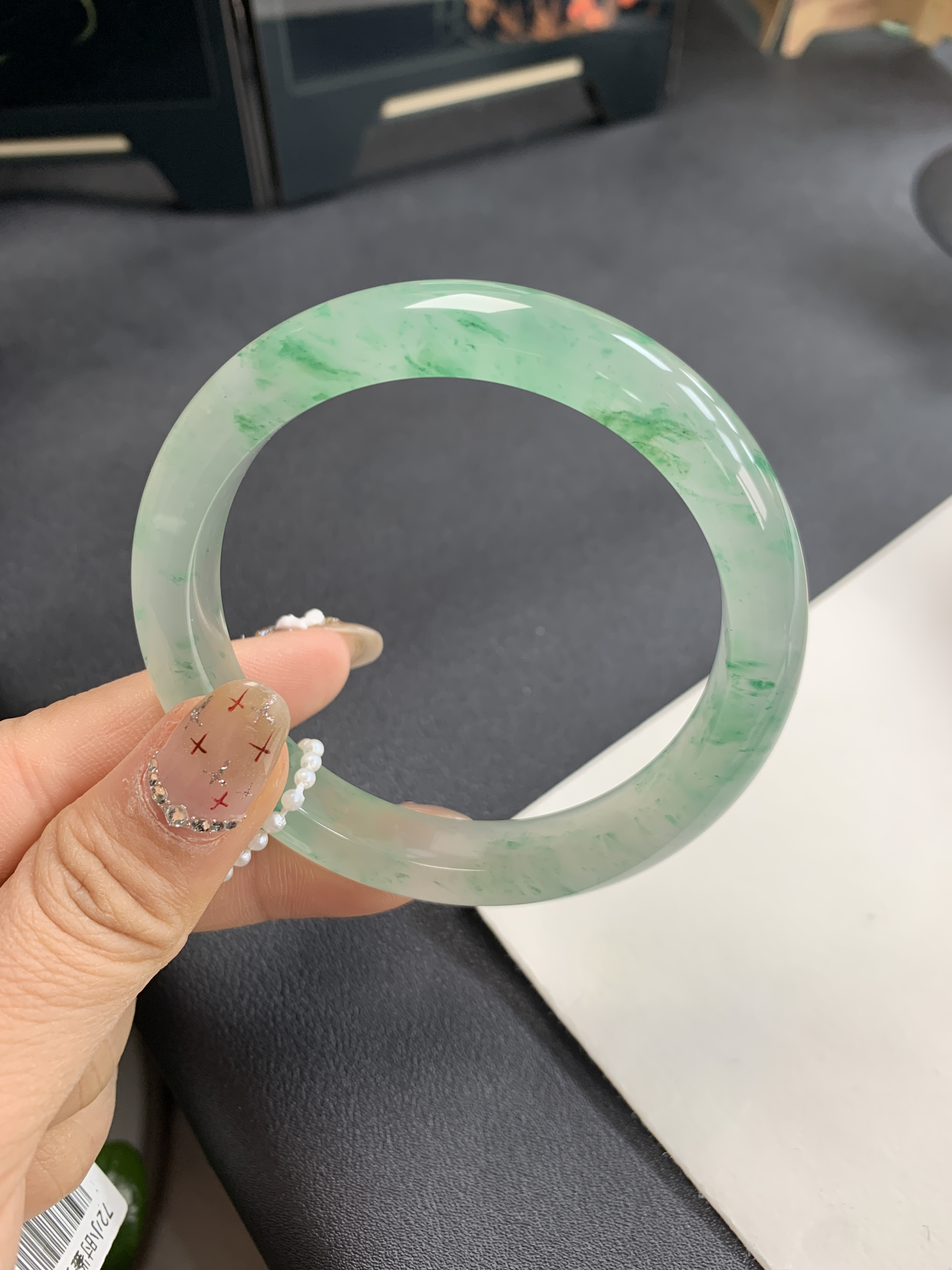 58圈口独龙玉手镯