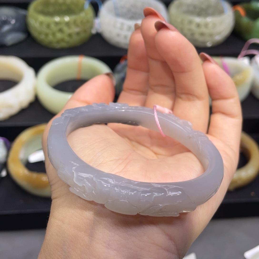 和田玉手镯（贵妃镯）未镶嵌10