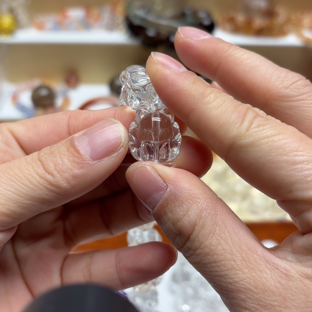 无非金属凤九雕刻件白