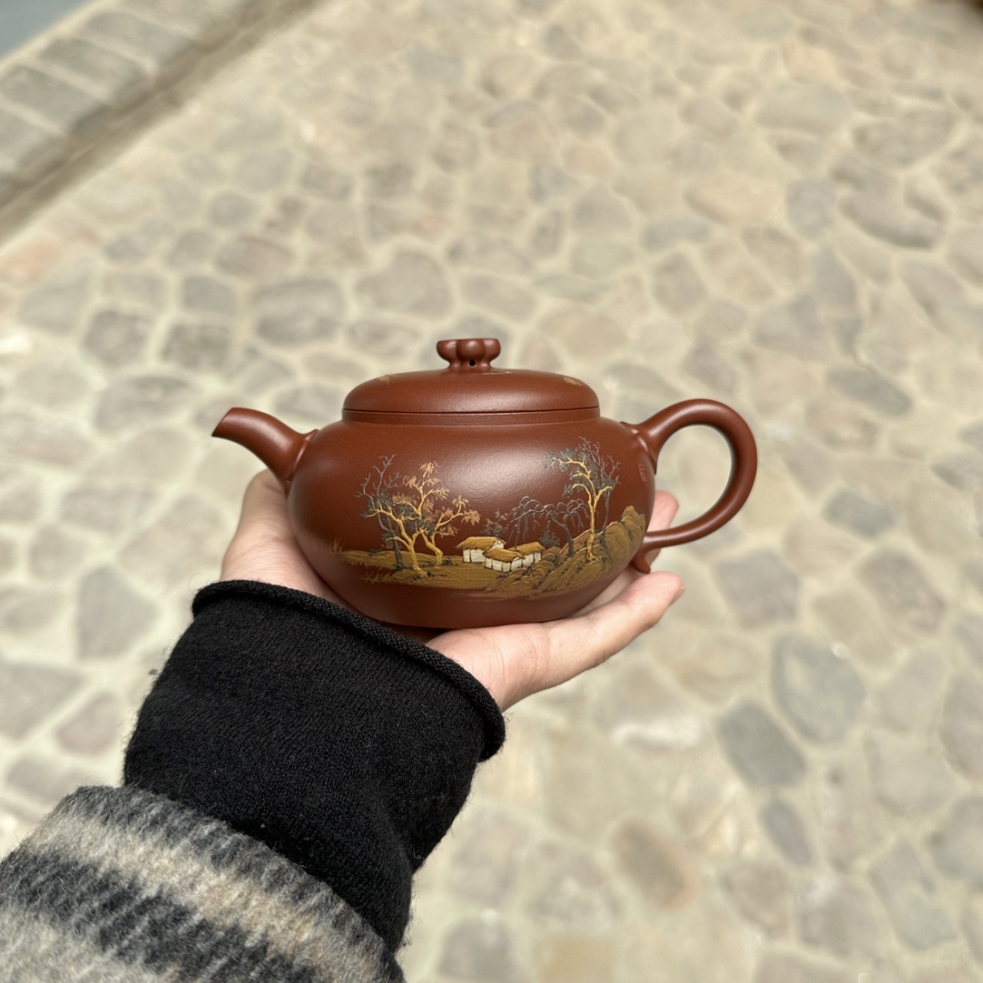 高货 腰圆合菱 明清画风山水泥绘 200cc