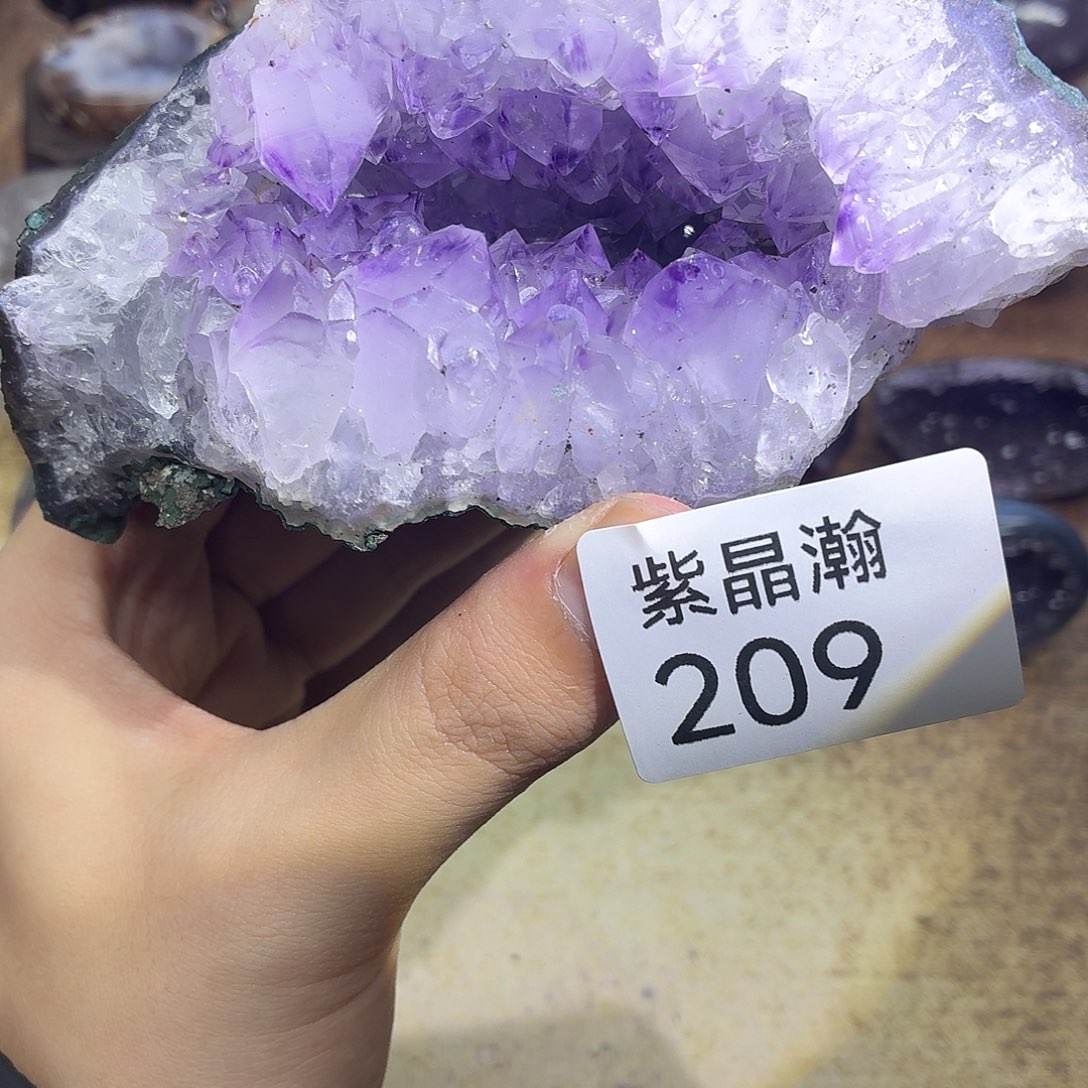水晶大型摆件（非配饰）未镶嵌