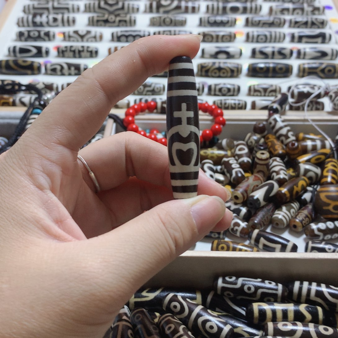 未镶嵌颈饰玛瑙/玉髓