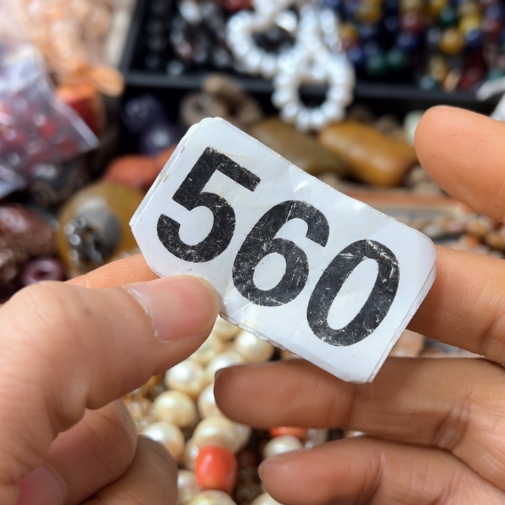 玛瑙/玉髓颈饰未镶嵌粉**髅