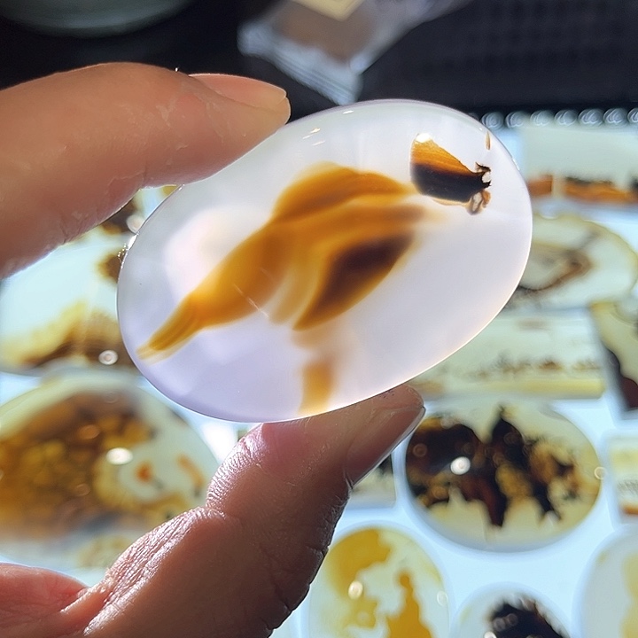 用***6玛瑙/玉髓未镶嵌吊坠(不含链)