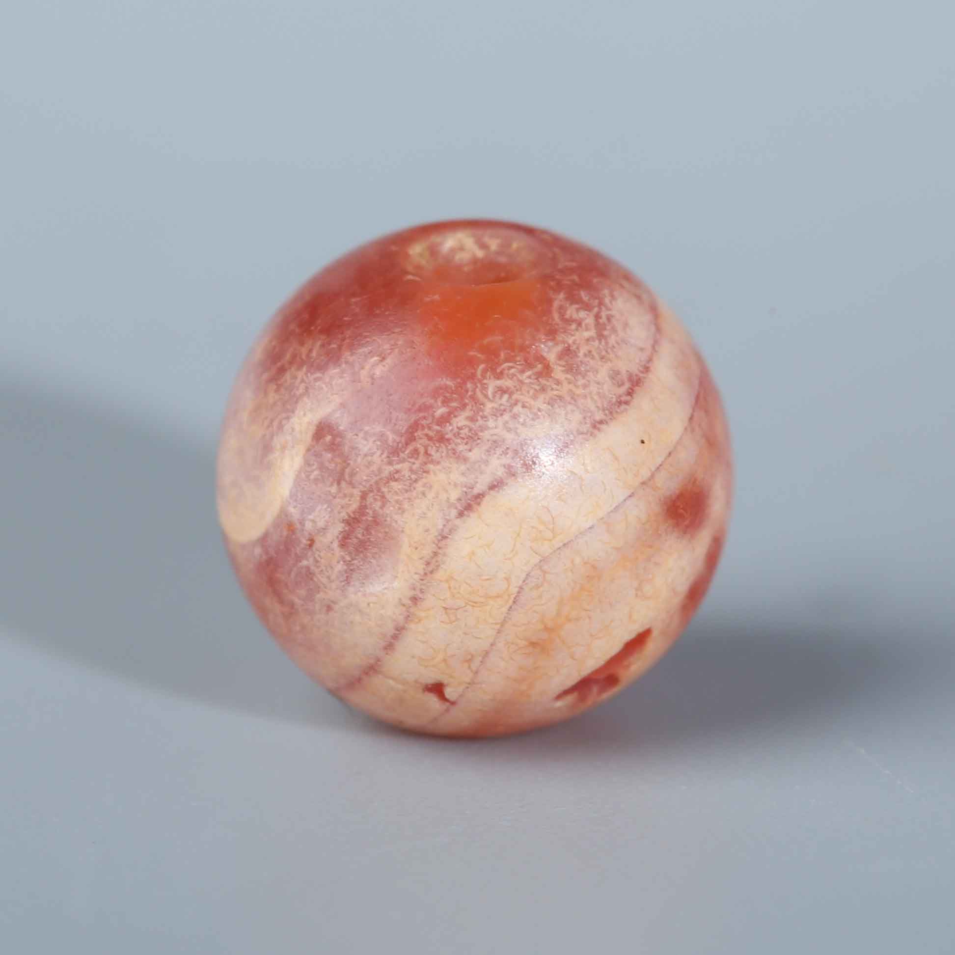 H13-415 印度河谷文明带奶皮红玉髓圆珠 8.5*8.1mm