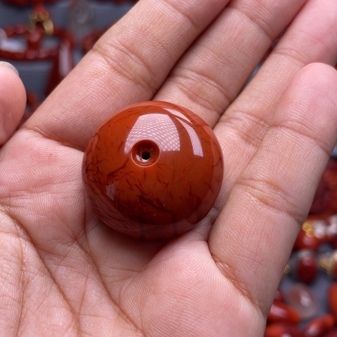 奶***丫南红玛瑙未镶嵌珠宝奇石平安扣吊坠