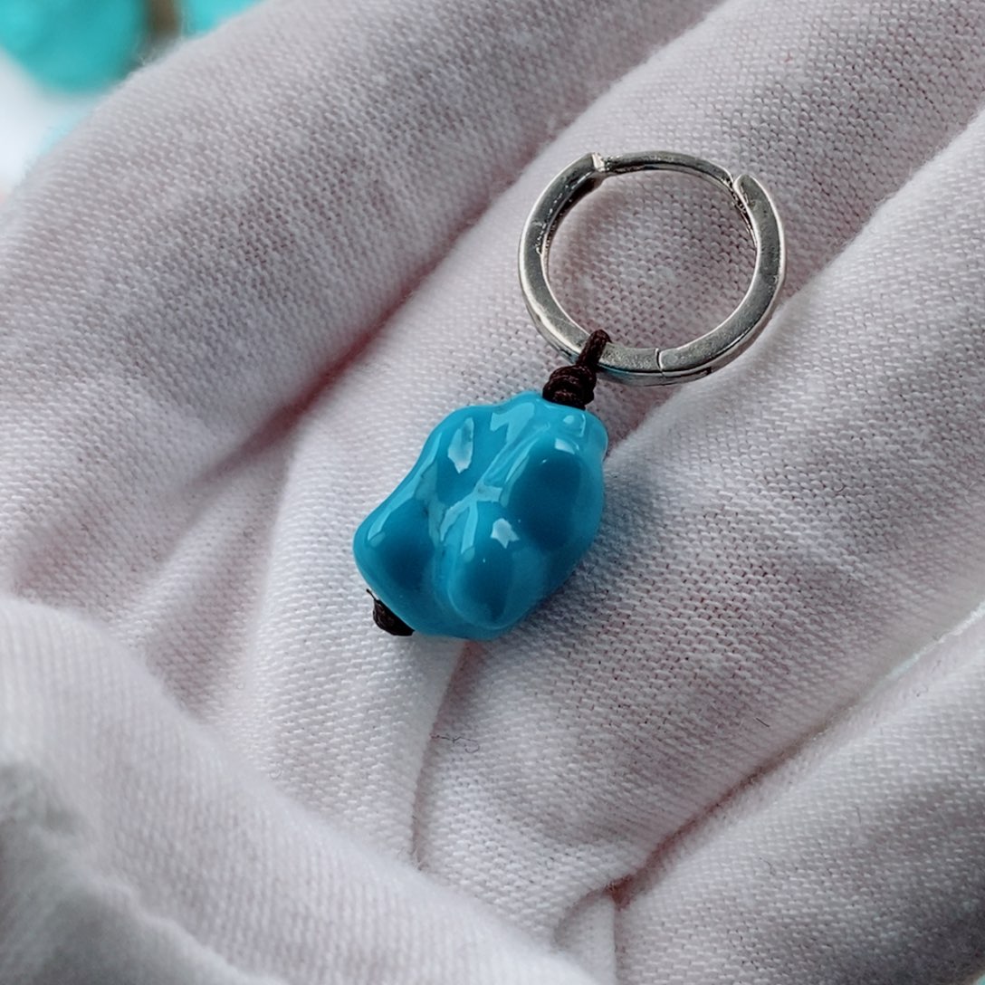 绿松石配饰未镶嵌