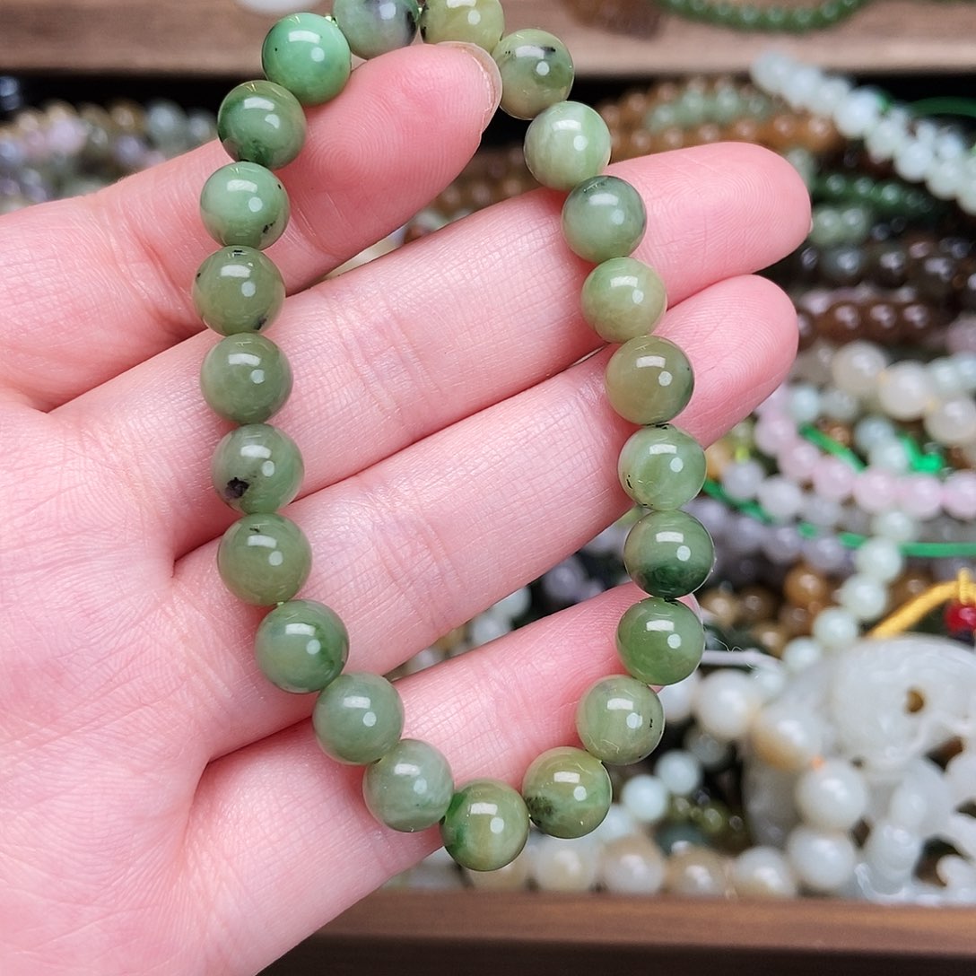 和田玉手链未镶嵌8mm黑羊洞