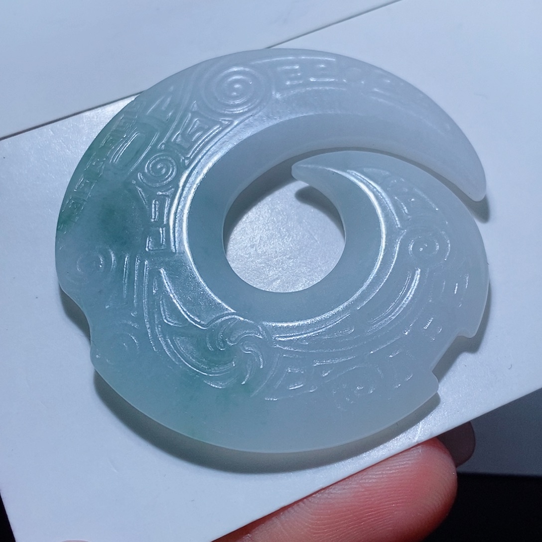 未镶嵌定制翡翠有避雕处理特价