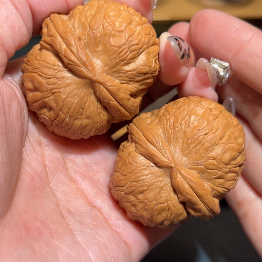 文玩核桃吊坠元宝45