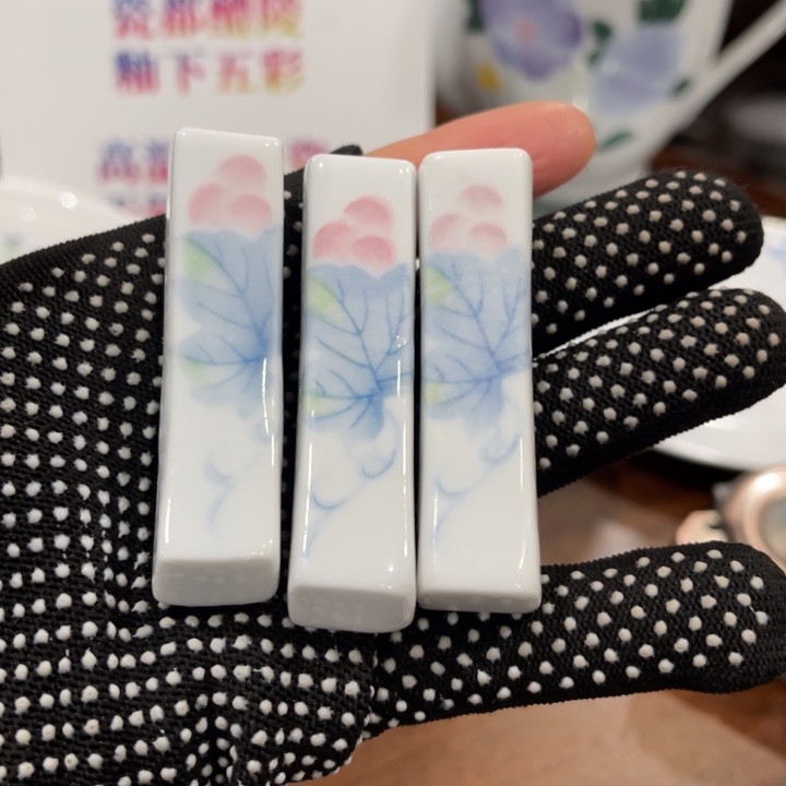 醴陵高温瓷器3个筷子架