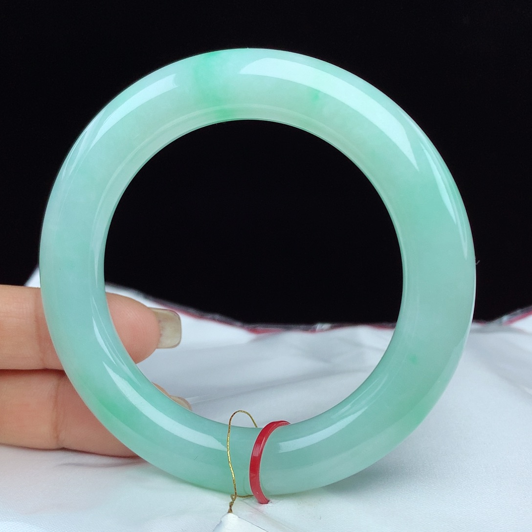 翡翠手镯未镶嵌57圈 3072