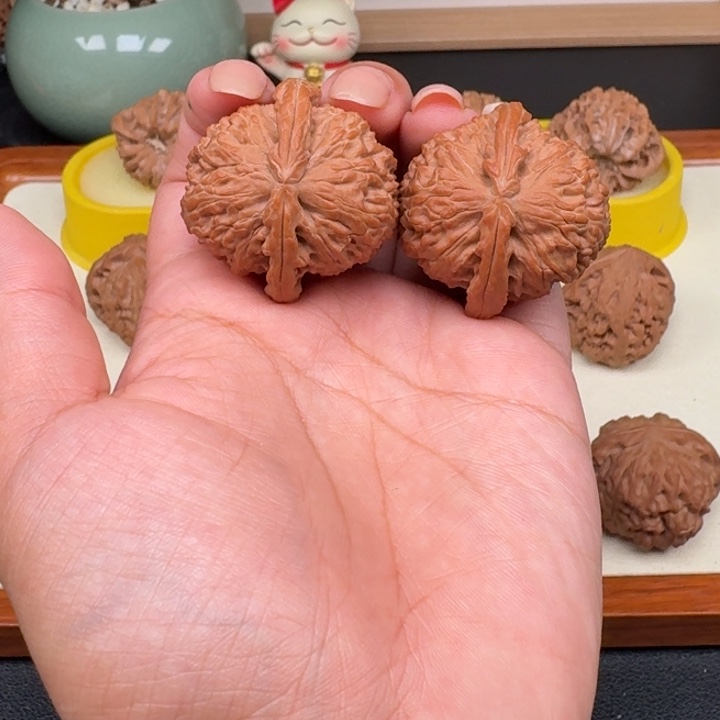 把件文玩核桃皮*白狮子3.6