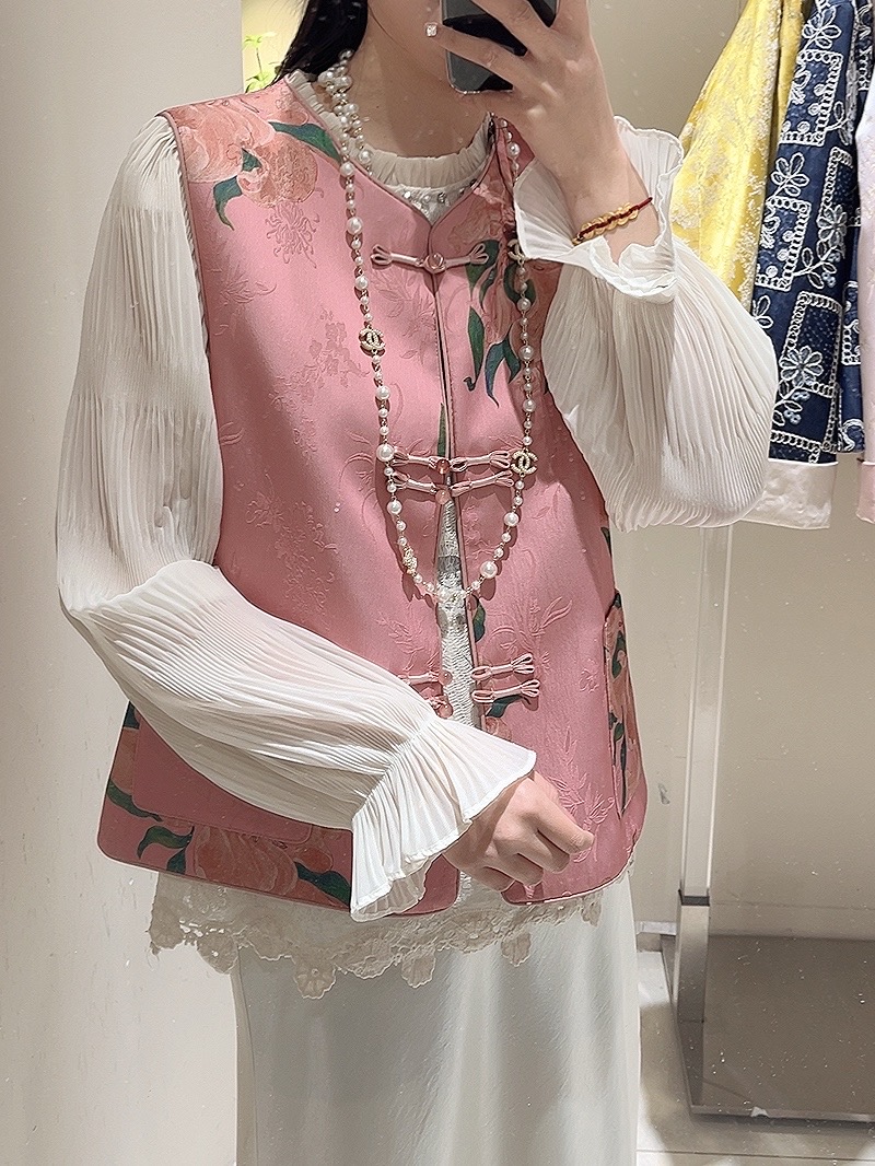 25013新中式双盘扣牡丹花国风马甲