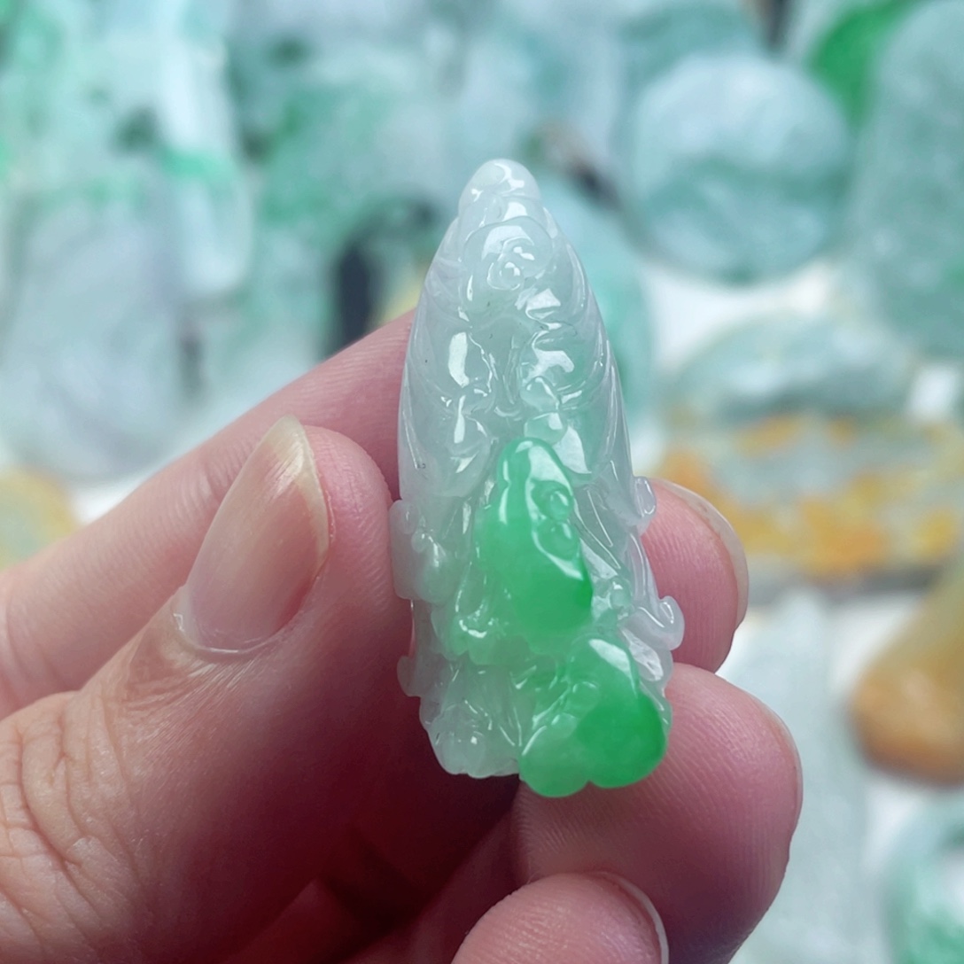 翡翠未镶嵌吊坠(不含链)