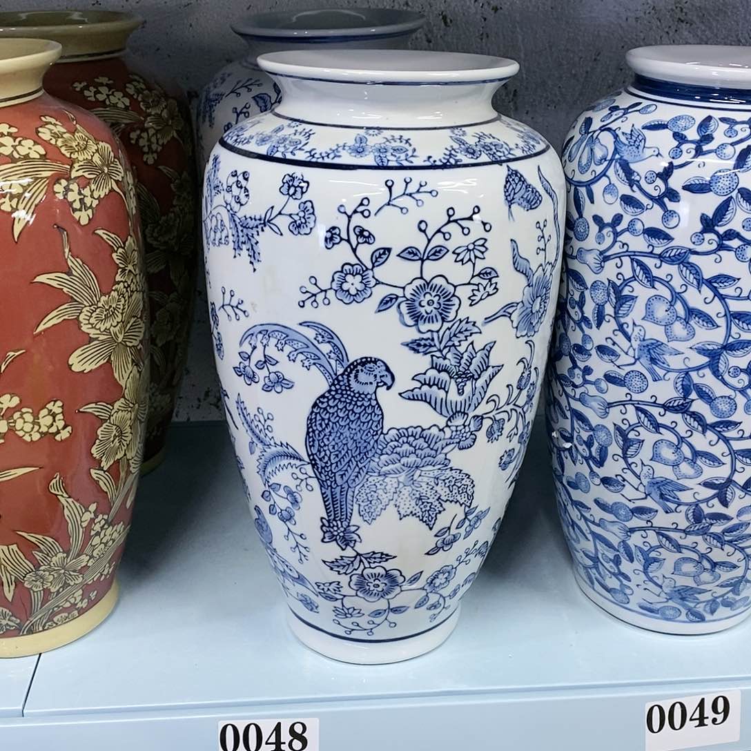 【闪购商品】摆件萝卜瓶瓷器……………………………………