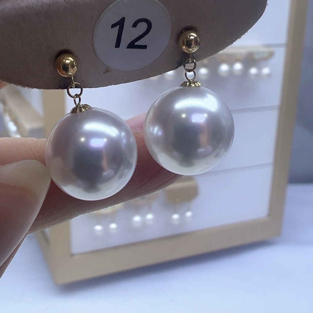 18K金镶嵌淡水珍珠耳饰