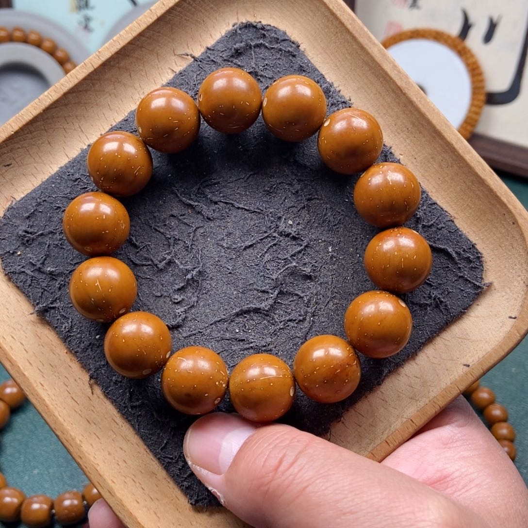 紫金鼠手串16.5mm黄金甲光珠