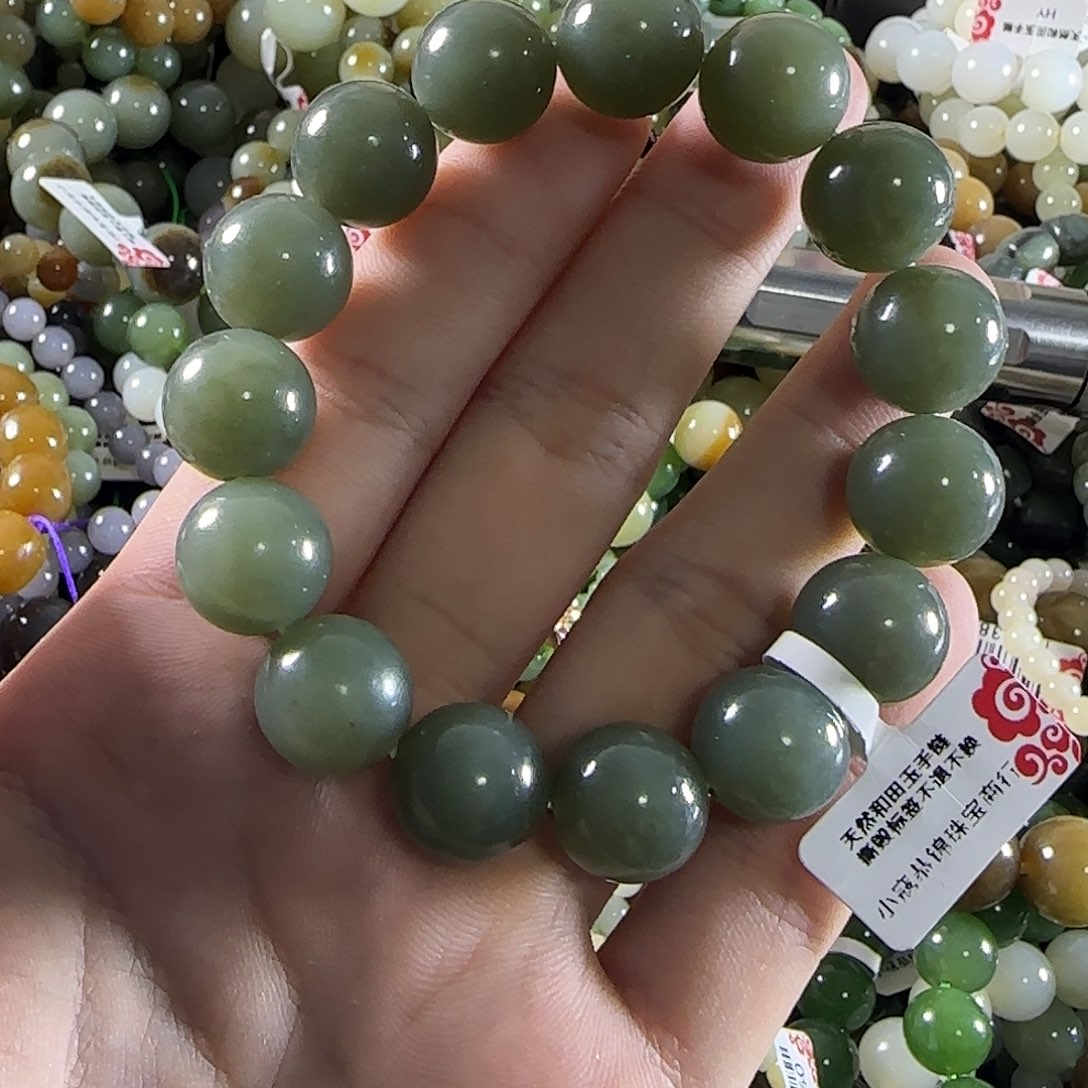 未镶嵌和田玉手链15