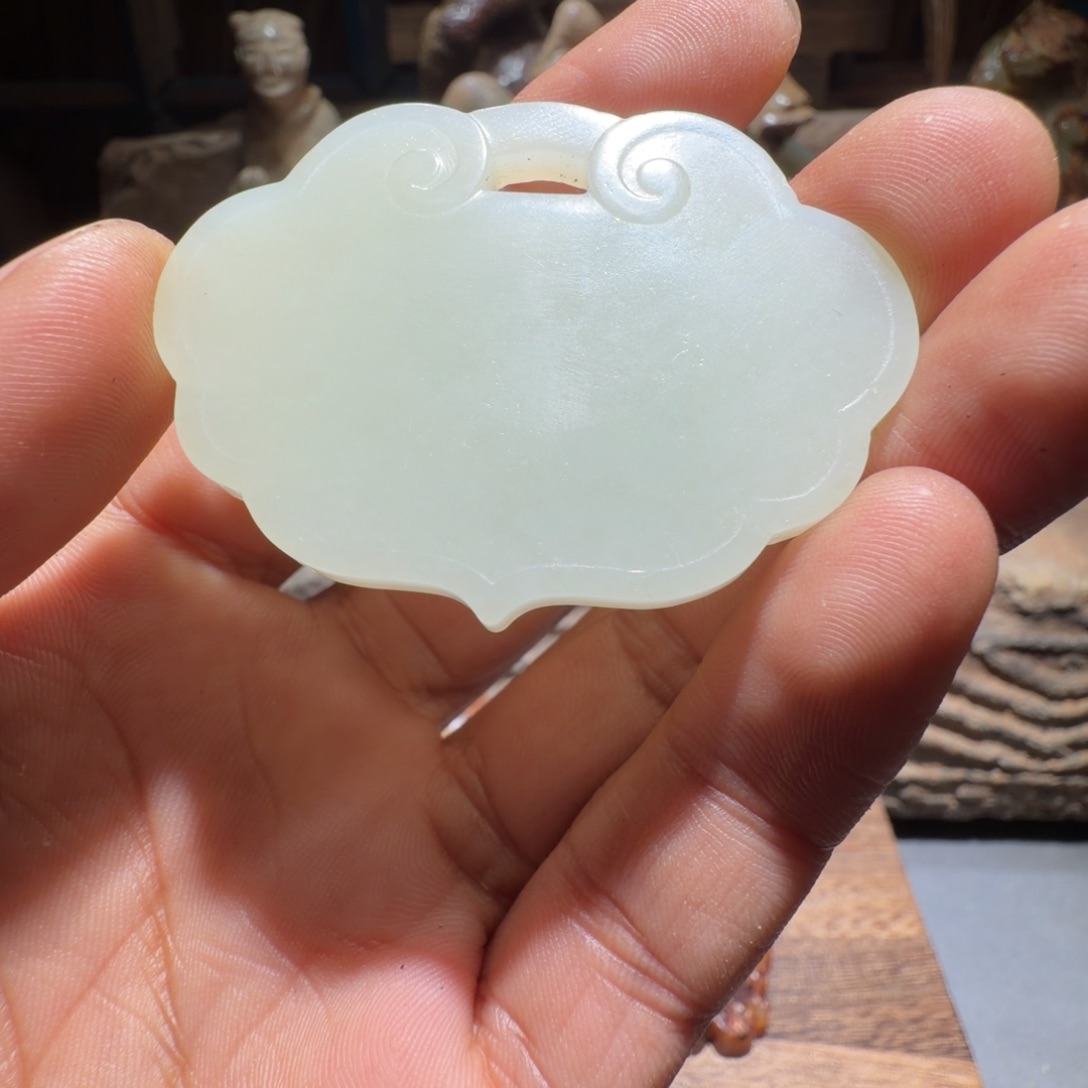 荣***堂和田玉（糖玉）未镶嵌颈饰