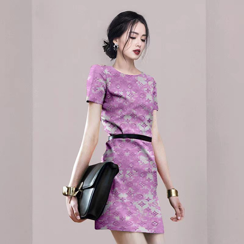 气质名媛花色连衣裙2025夏高级感修身显瘦减龄短裙紫色A字裙