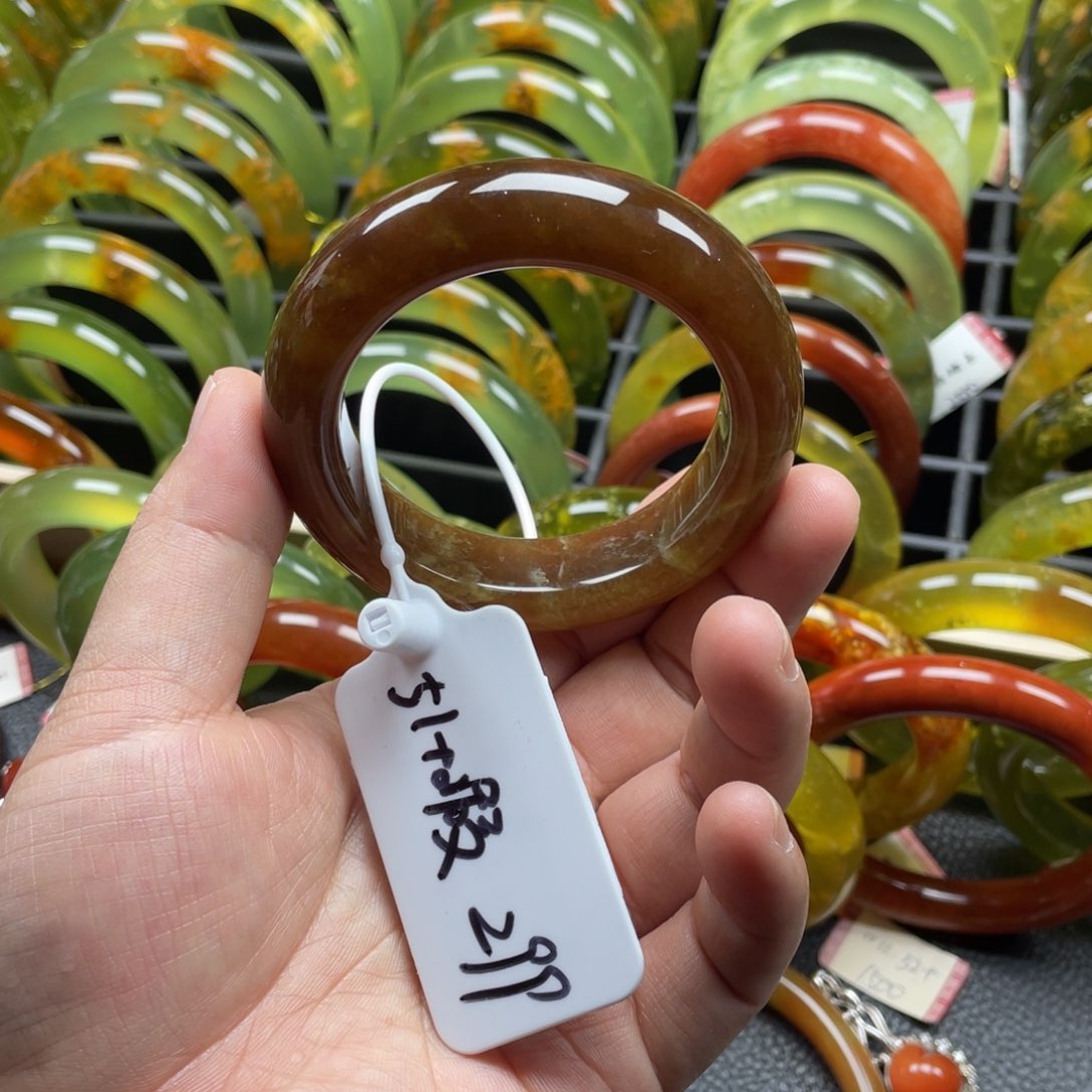 未镶嵌蛇纹石玉手镯有裂手镯特价不退不换