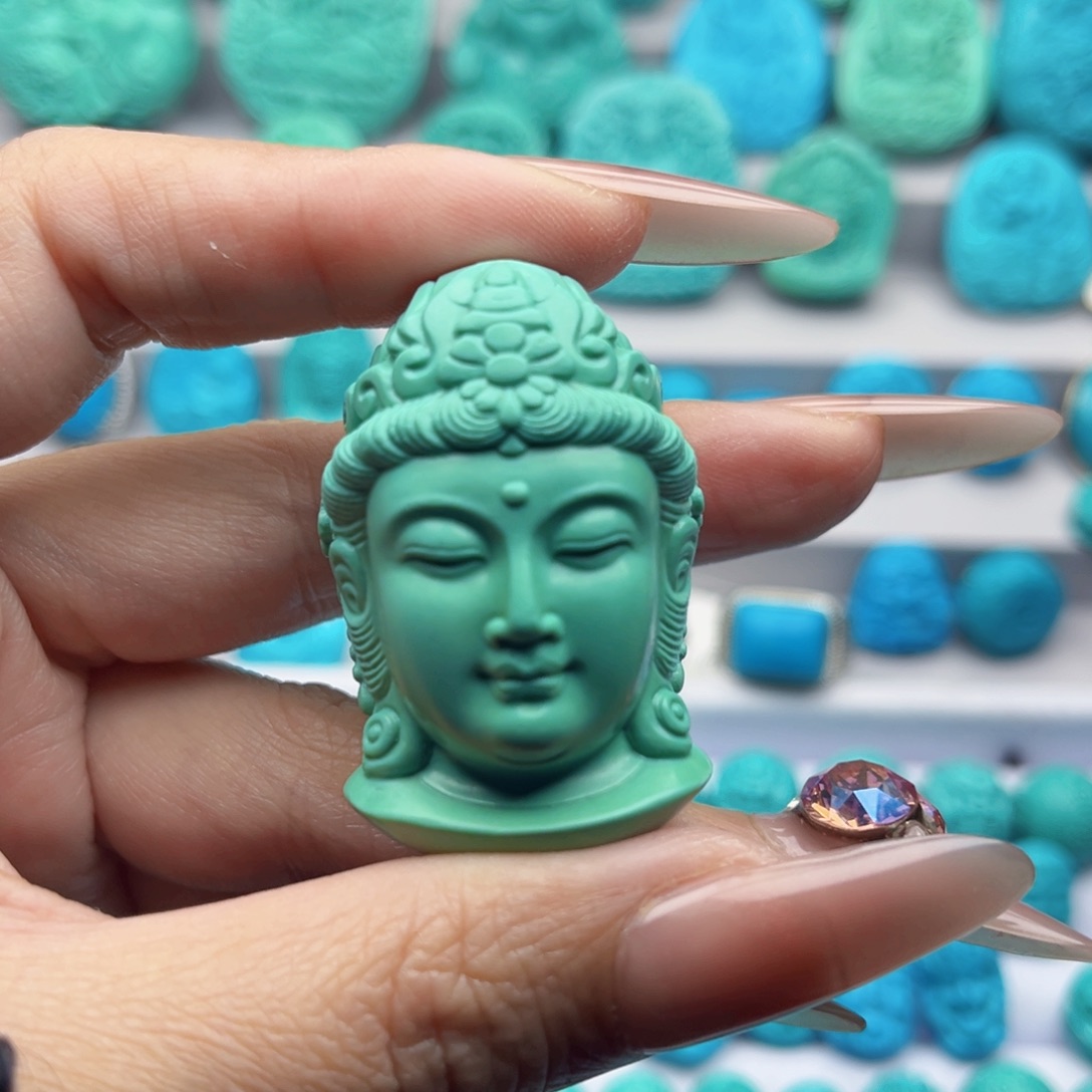 绿松石雕刻未镶嵌