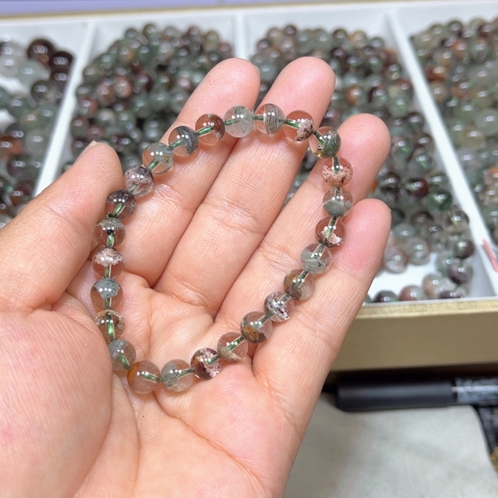 水晶手串未镶嵌璇*绿幽灵手串