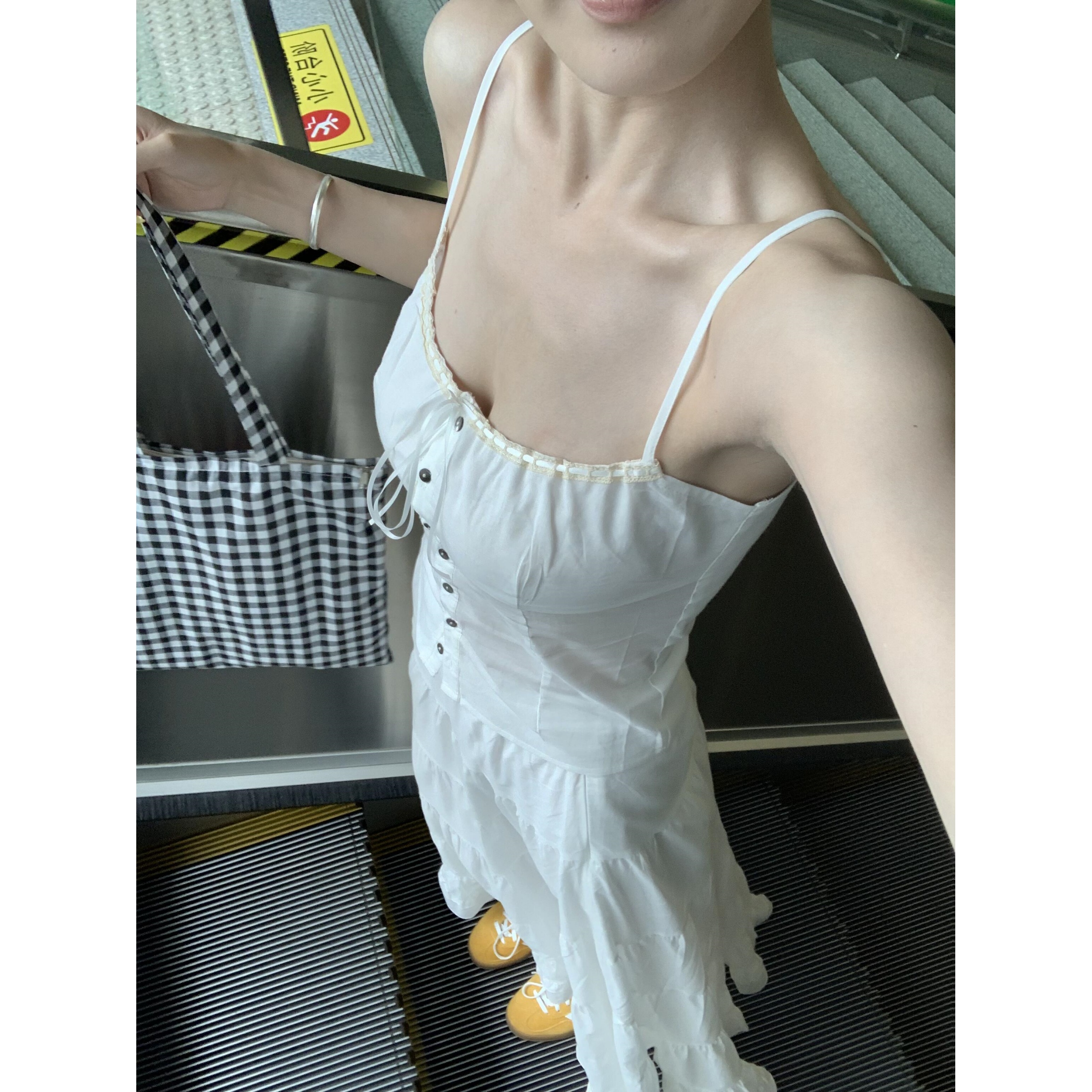 2025仙气精致花边蕾丝吊带半裙套装女气质蛋糕裙法式纯欲穿搭