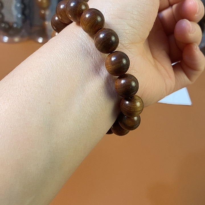 檀香木老山檀香1.2沉水