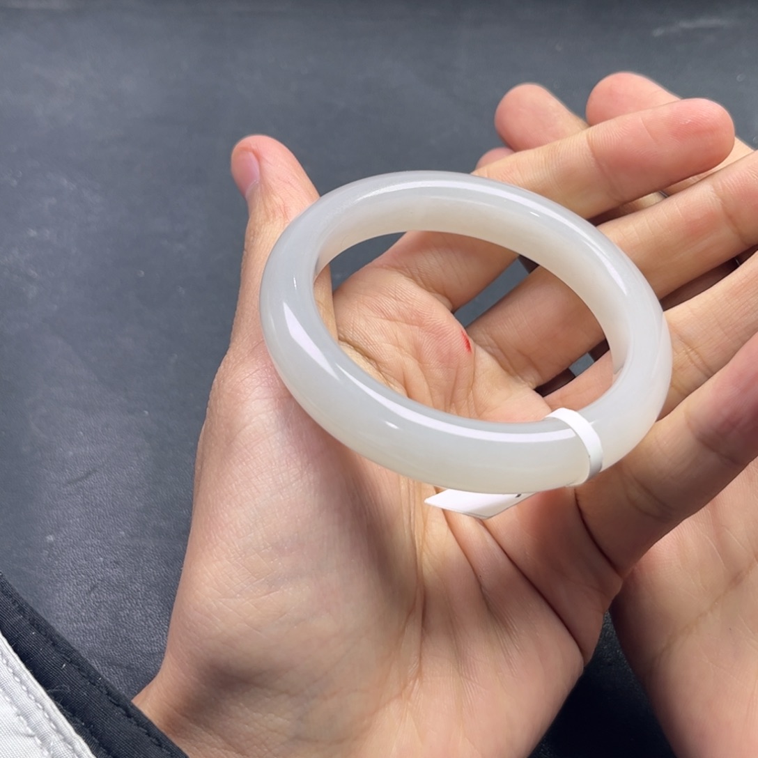 和田玉颈饰未镶嵌多样性钢板料手镯