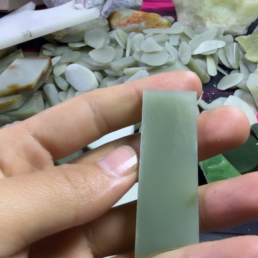 和田玉（糖玉）未镶嵌挂件