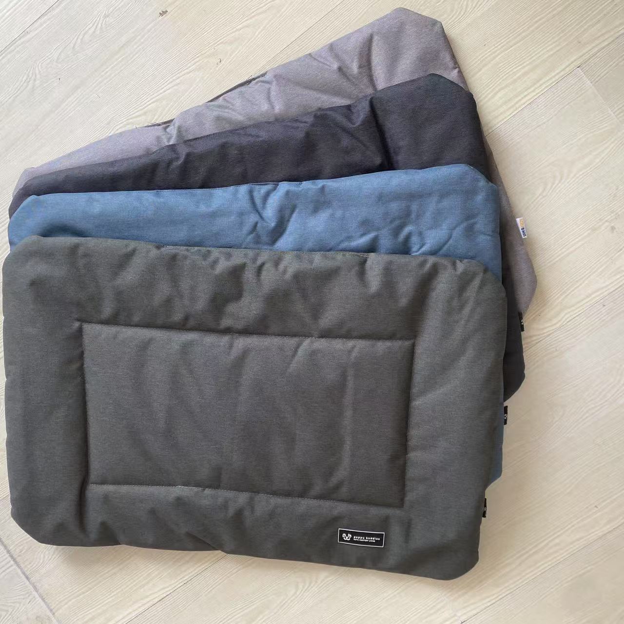 4 号可折叠户外用防泼水便携式垫子