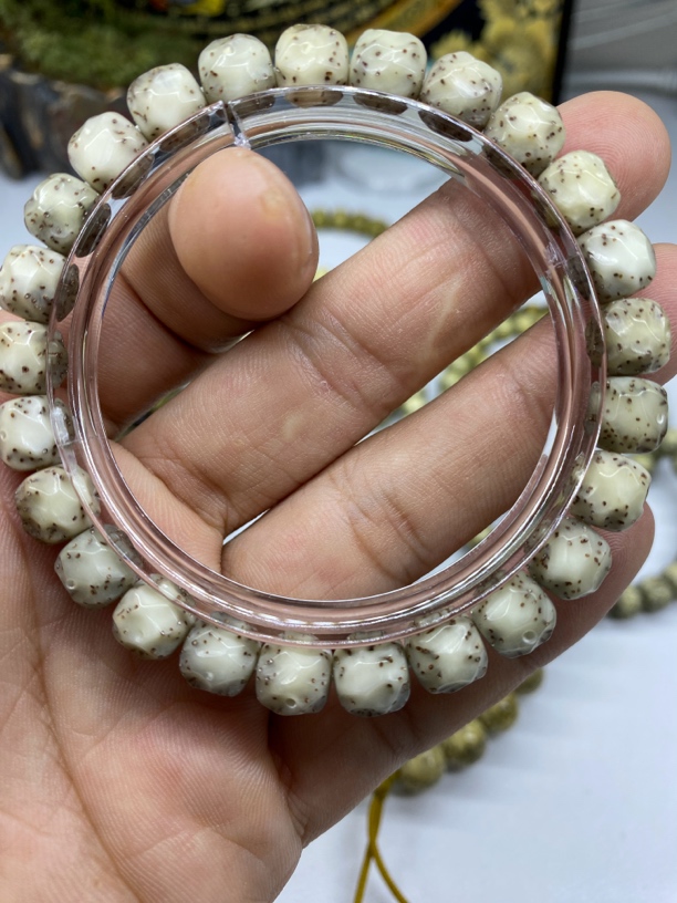 9✖️8精工雕刻无相手串