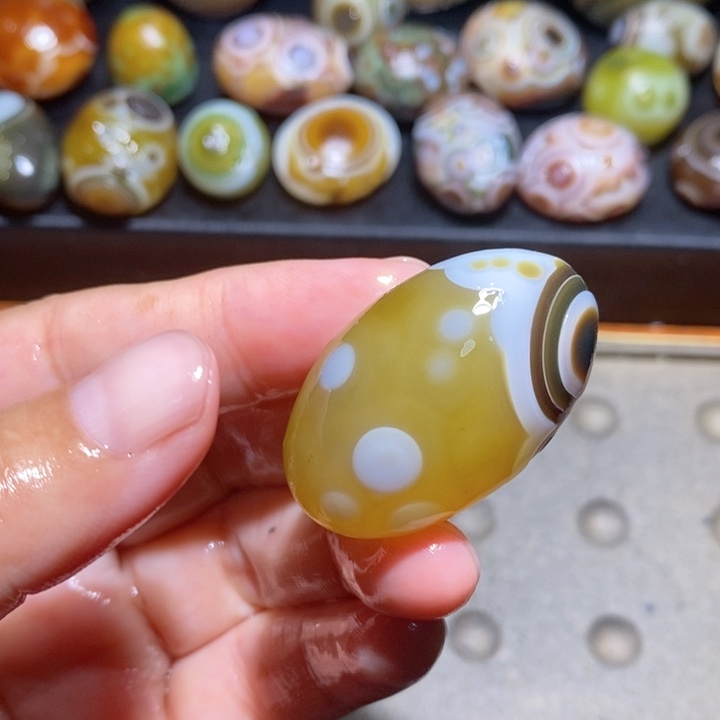 未镶嵌玛瑙/玉髓珠宝半成品89