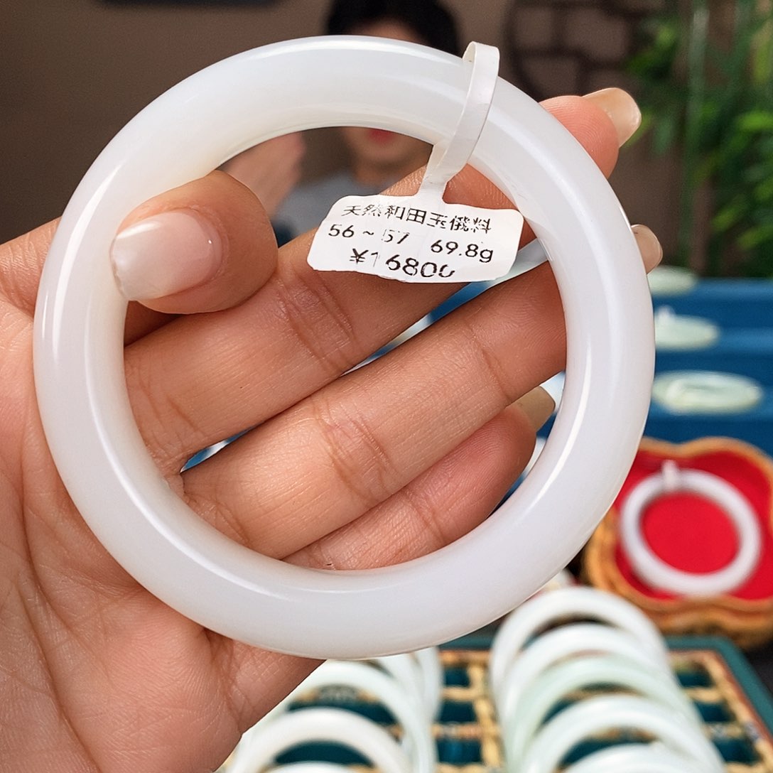 未镶嵌手镯和田玉E058