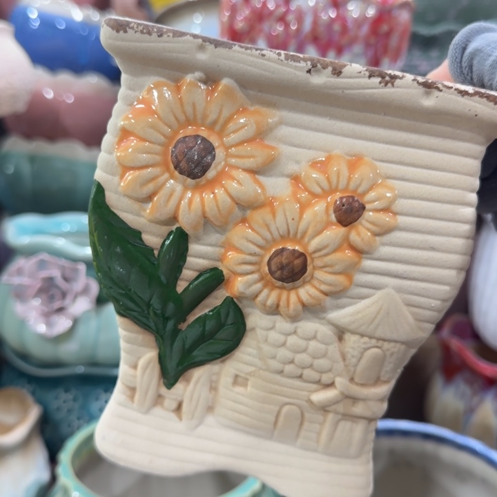 凑9块包邮，有孔，陶瓷花盆