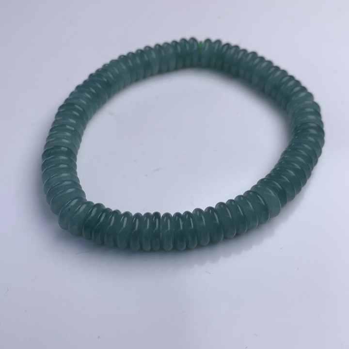 翡翠手串未镶嵌7.5mm！