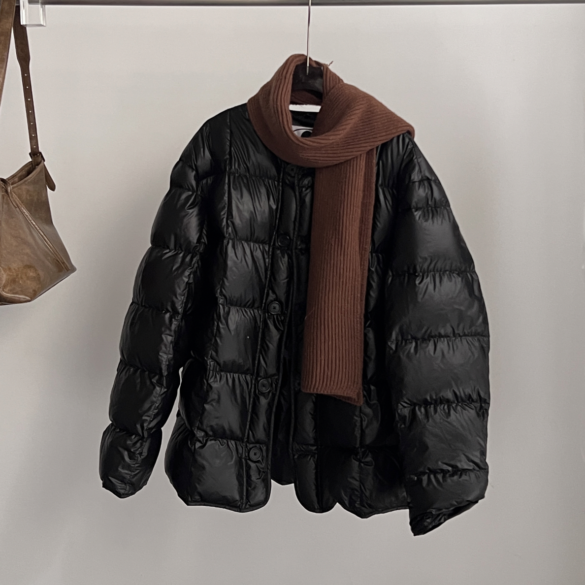 90白鹅绒亮黑色复古风羽绒服显瘦潮牌保暖鹅绒外套