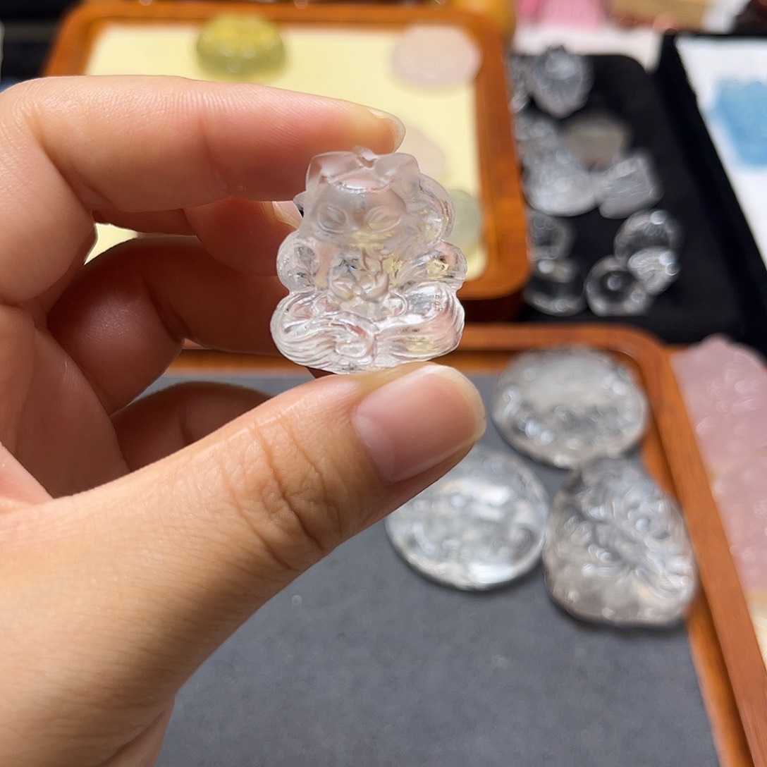 颈饰银S925镶嵌水晶g****y白水立体公主130