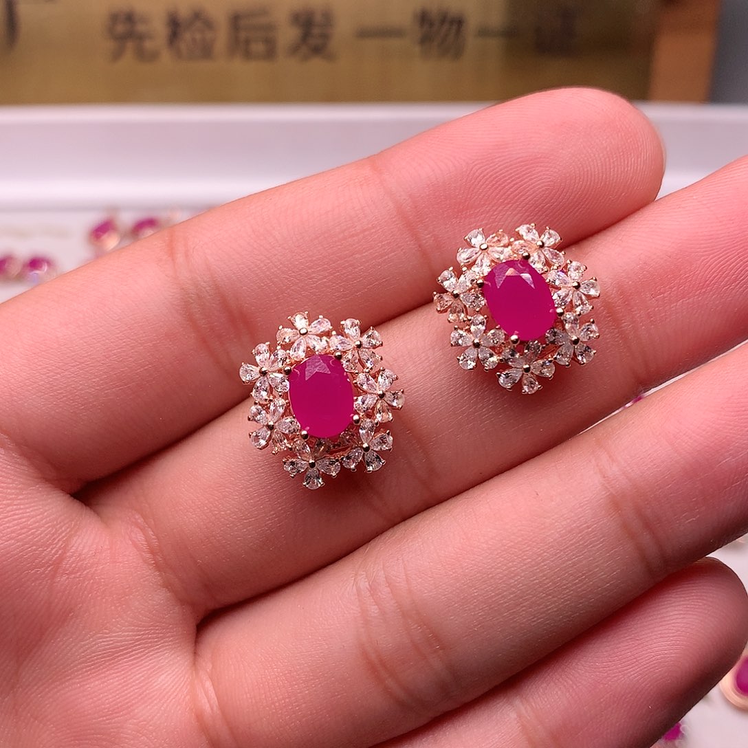 红宝石耳饰银S925镶嵌