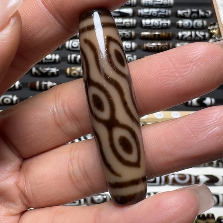 落***辰玛瑙/玉髓未镶嵌颈饰