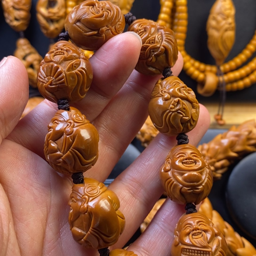 橄榄核手串手工财神